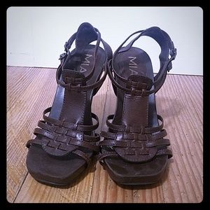 Women's shoes, 7.5 brown